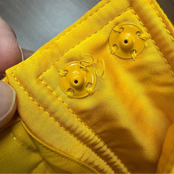 MOSCHINO Couture Yellow Pleated Quilted skirt Size 6 made in‎ Italy Authentic - Picture 16 of 16